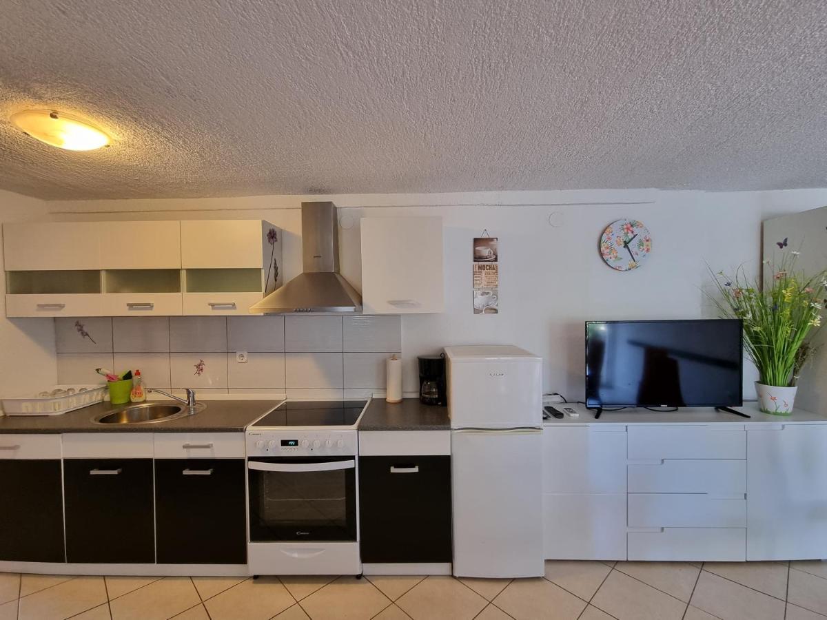Apartment Deni Skrbčići Exterior foto